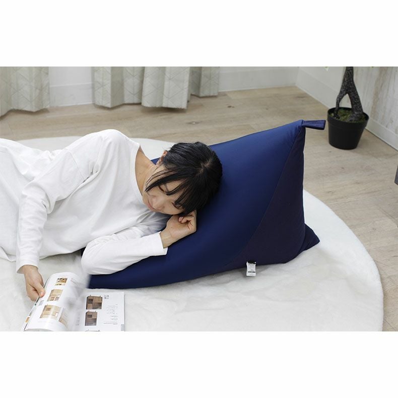 三角ビーズクッション デイズテトラ