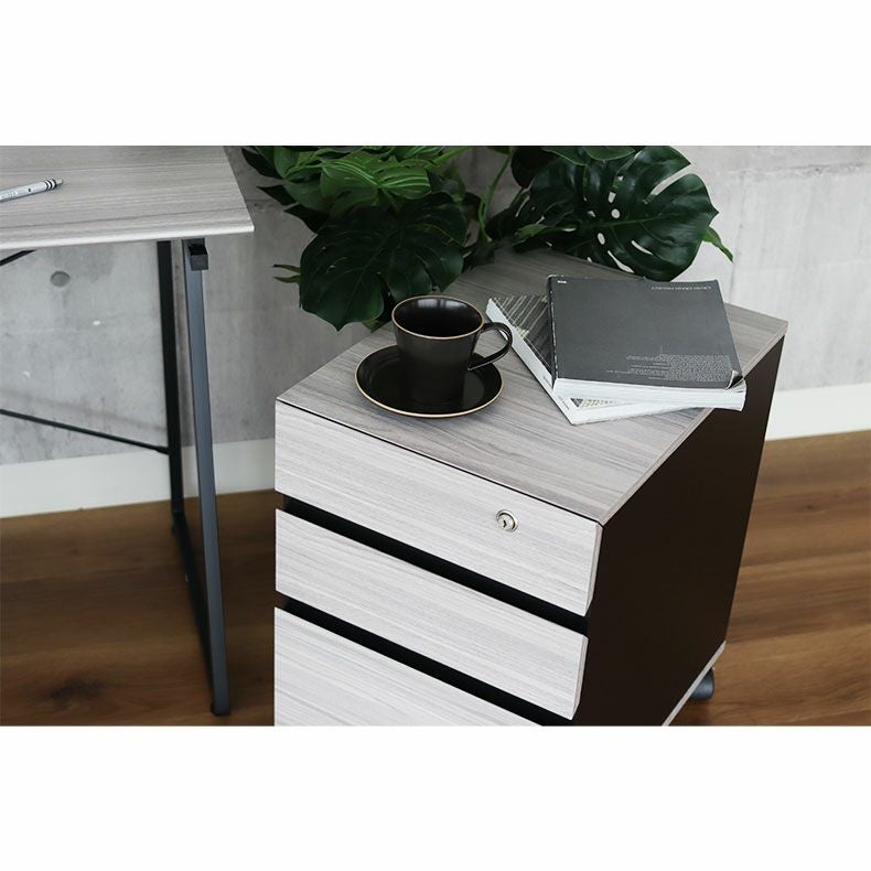 鍵付きワゴン クレイス